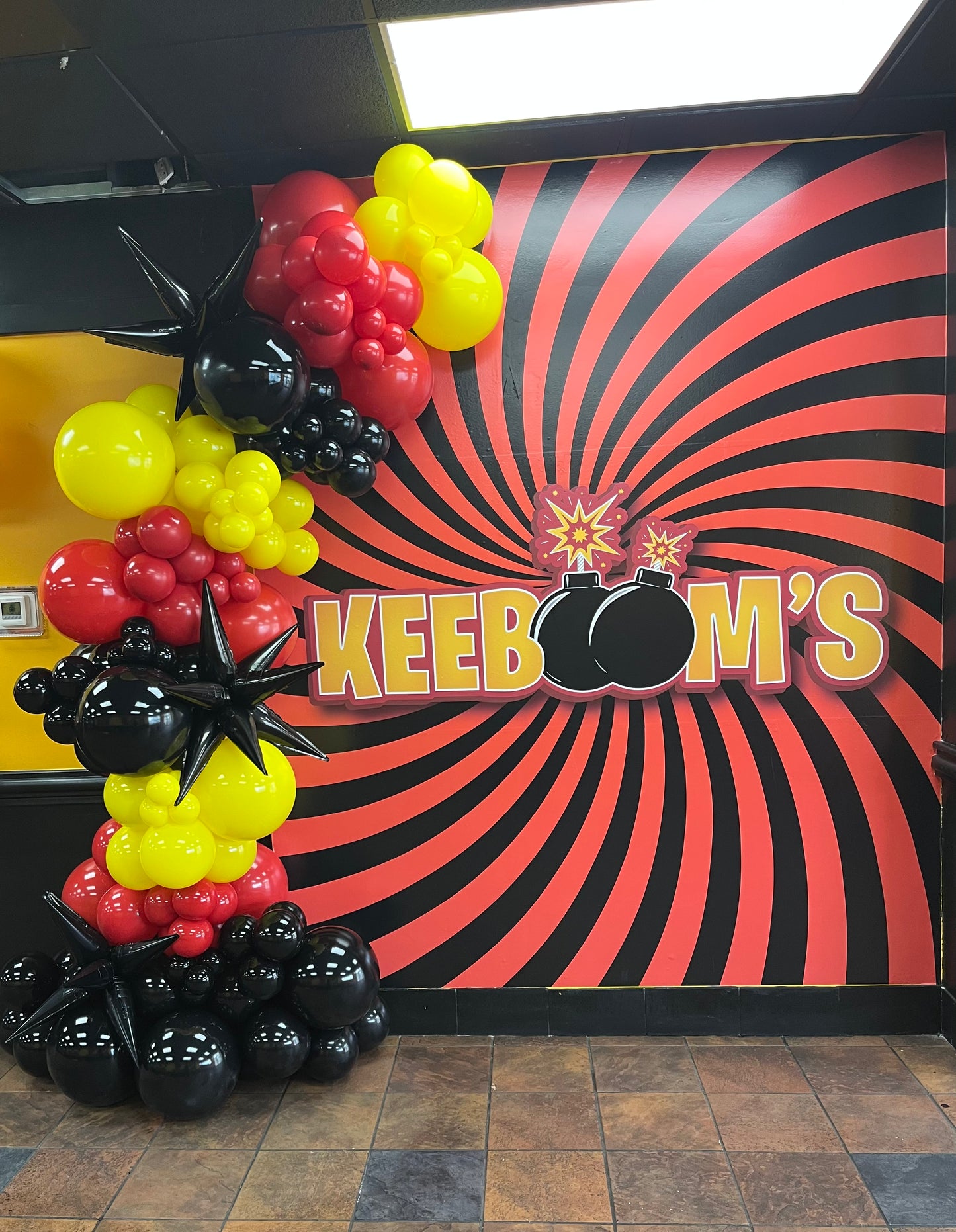 Free Standing Balloon Garland
